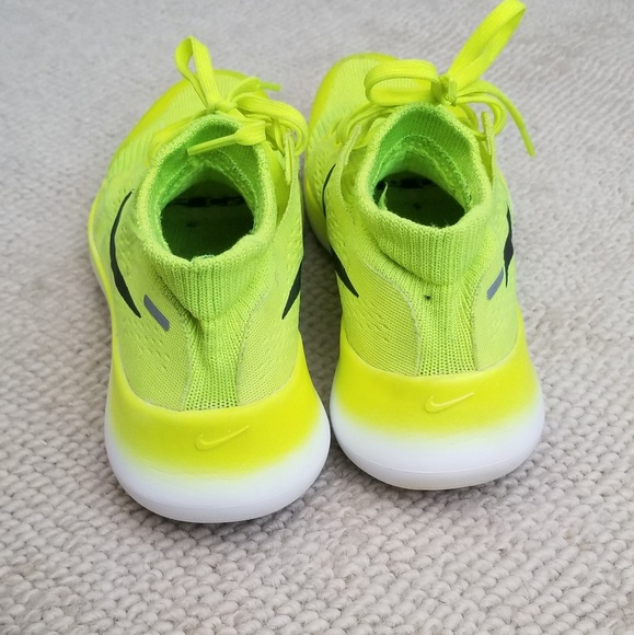 Nike Beta RN Running Shoe Knit Socklike Upper Volt - Picture 7 of 8